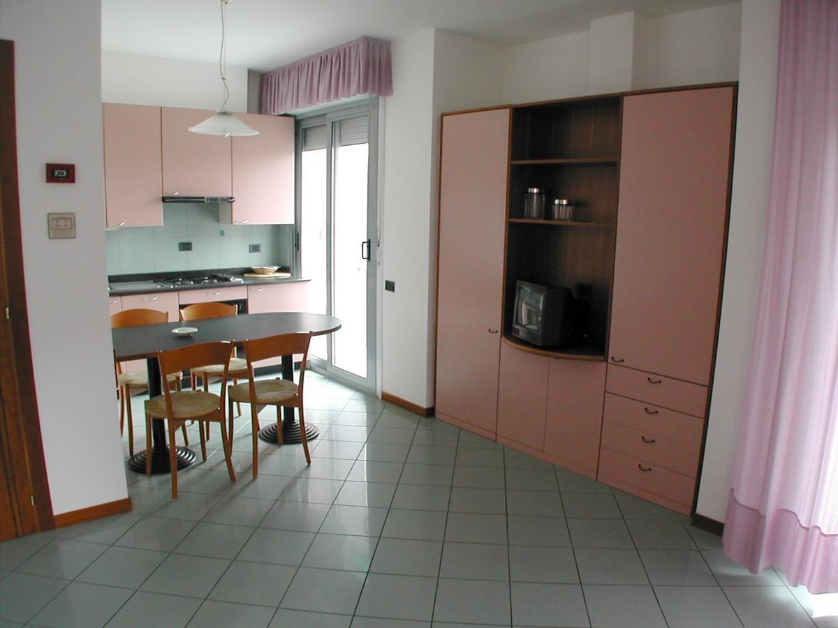 Residence Mediterraneo San Benedetto del Tronto Oda fotoğraf